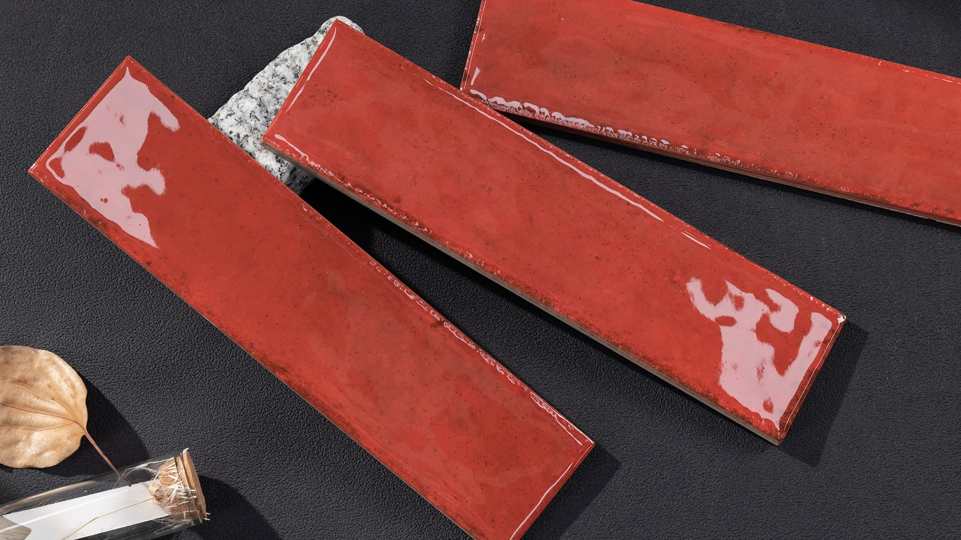 OTWAY RED 60X240 GLOSS