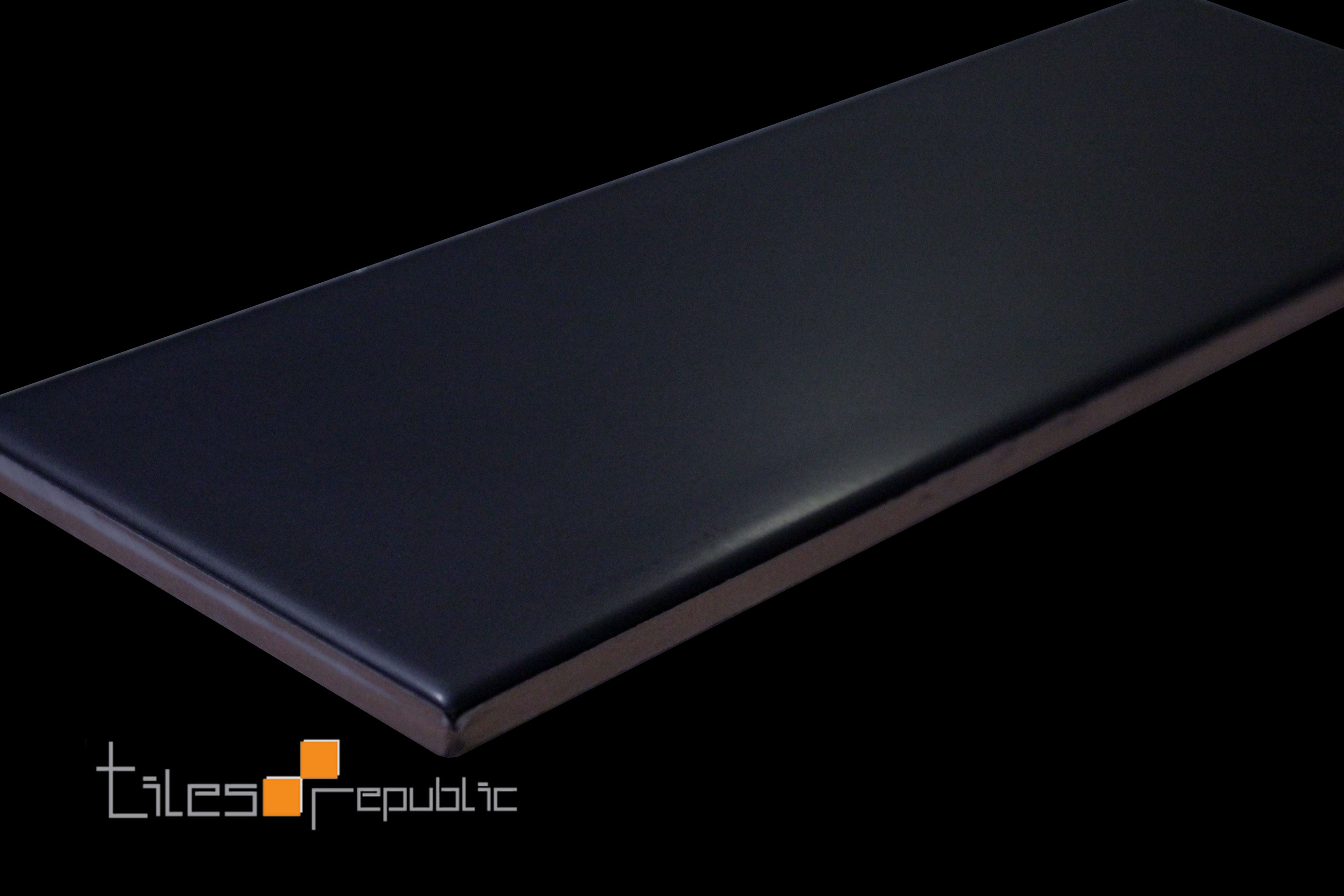 Black Matt 100x300 Subway Wall