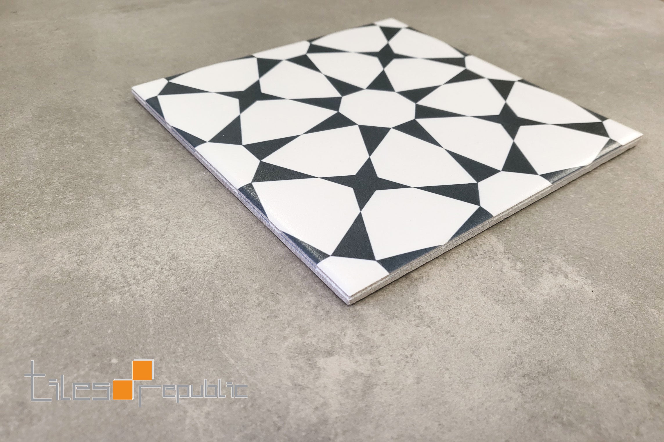 HERITAGE MAGARI 200X200 MATT