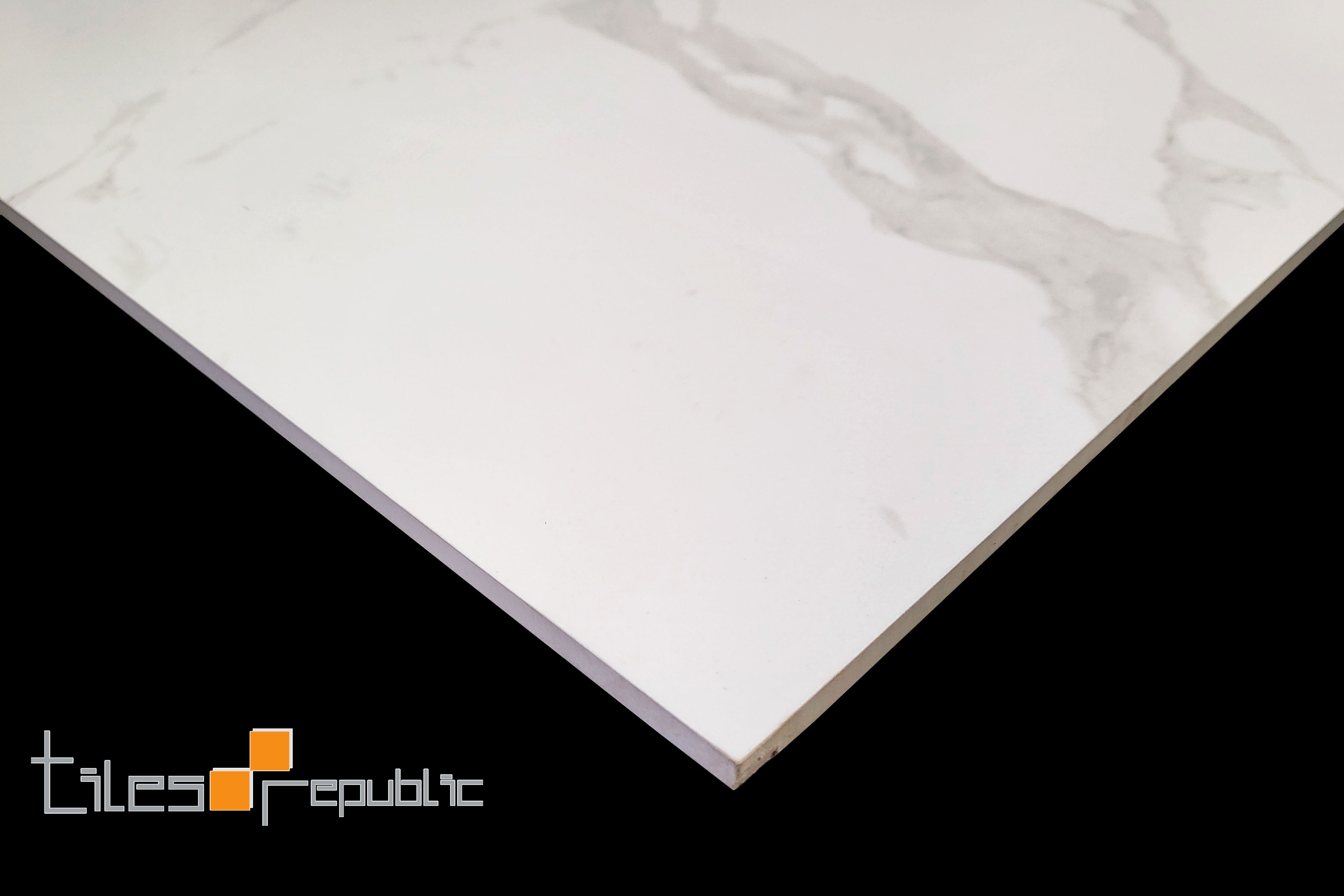 Carrara White Matt 600x600