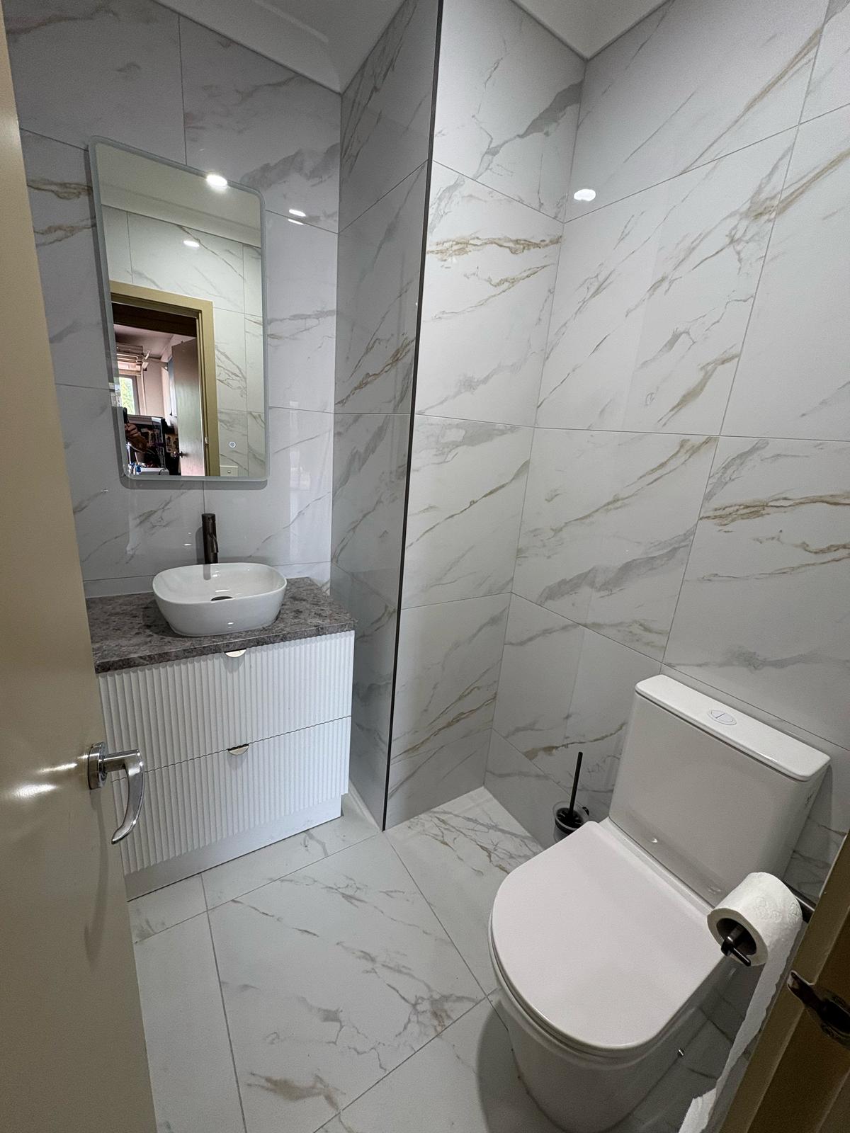 VENETO CALACUTTA 600X600 POLISHED