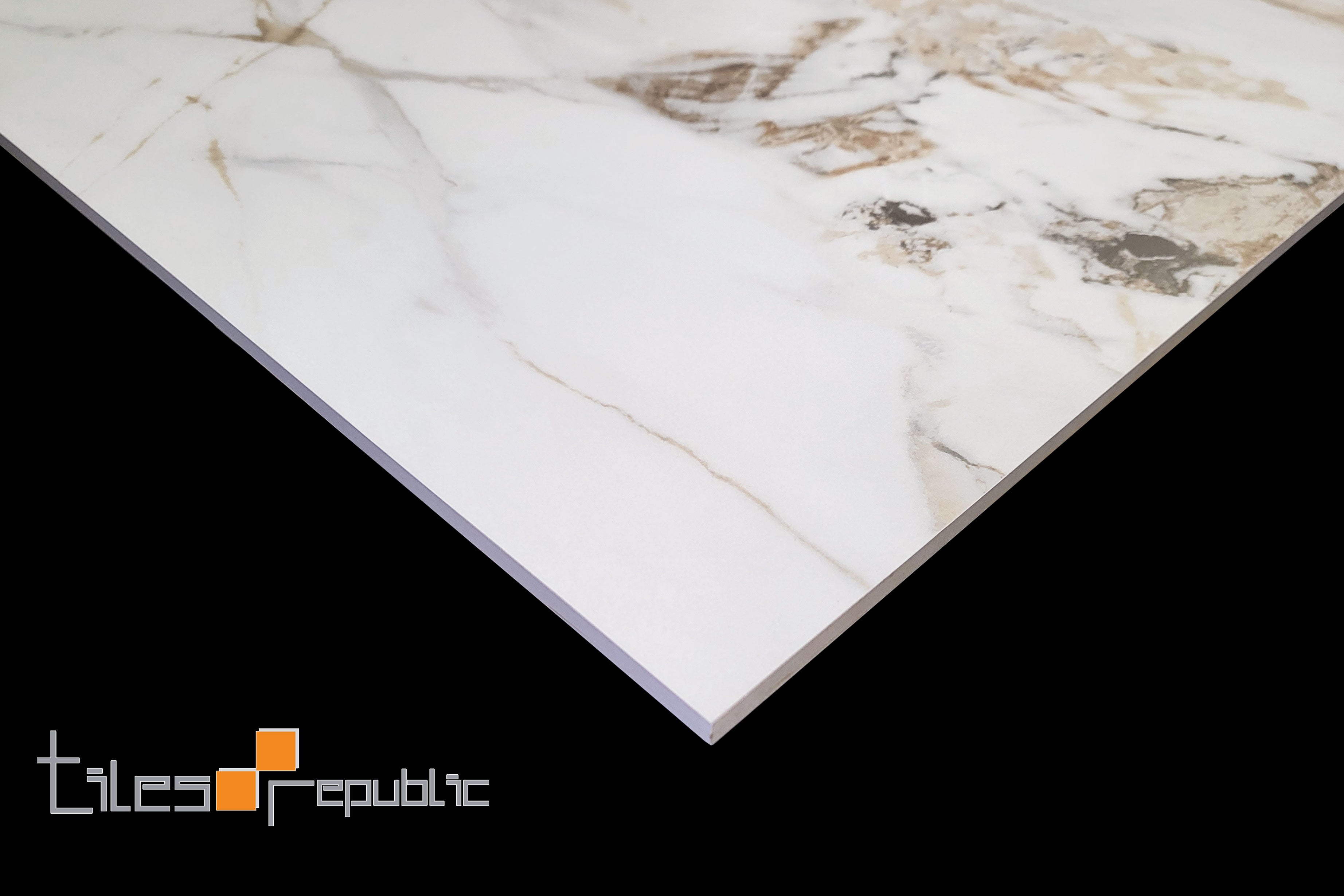 CALACUTTA GOLD 600x600 Matt