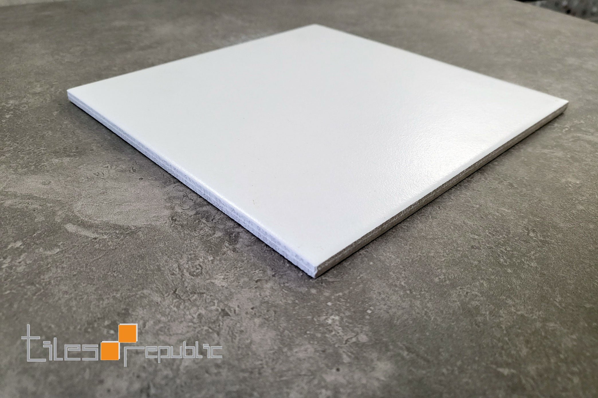 RICHMOND WHITE 200X200 MATT