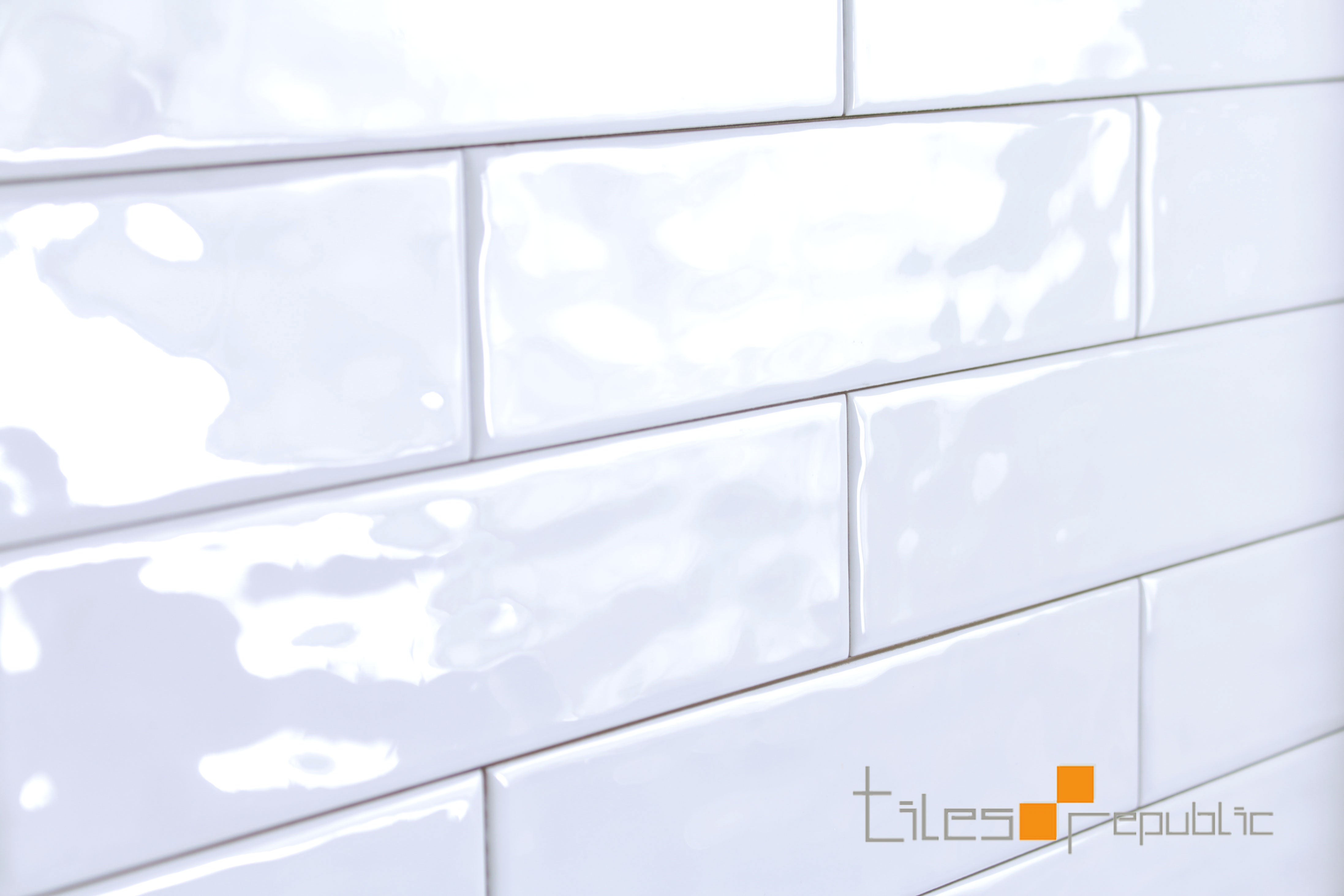 STAR White Gloss Handmade-Look 75x300 Subway Wall