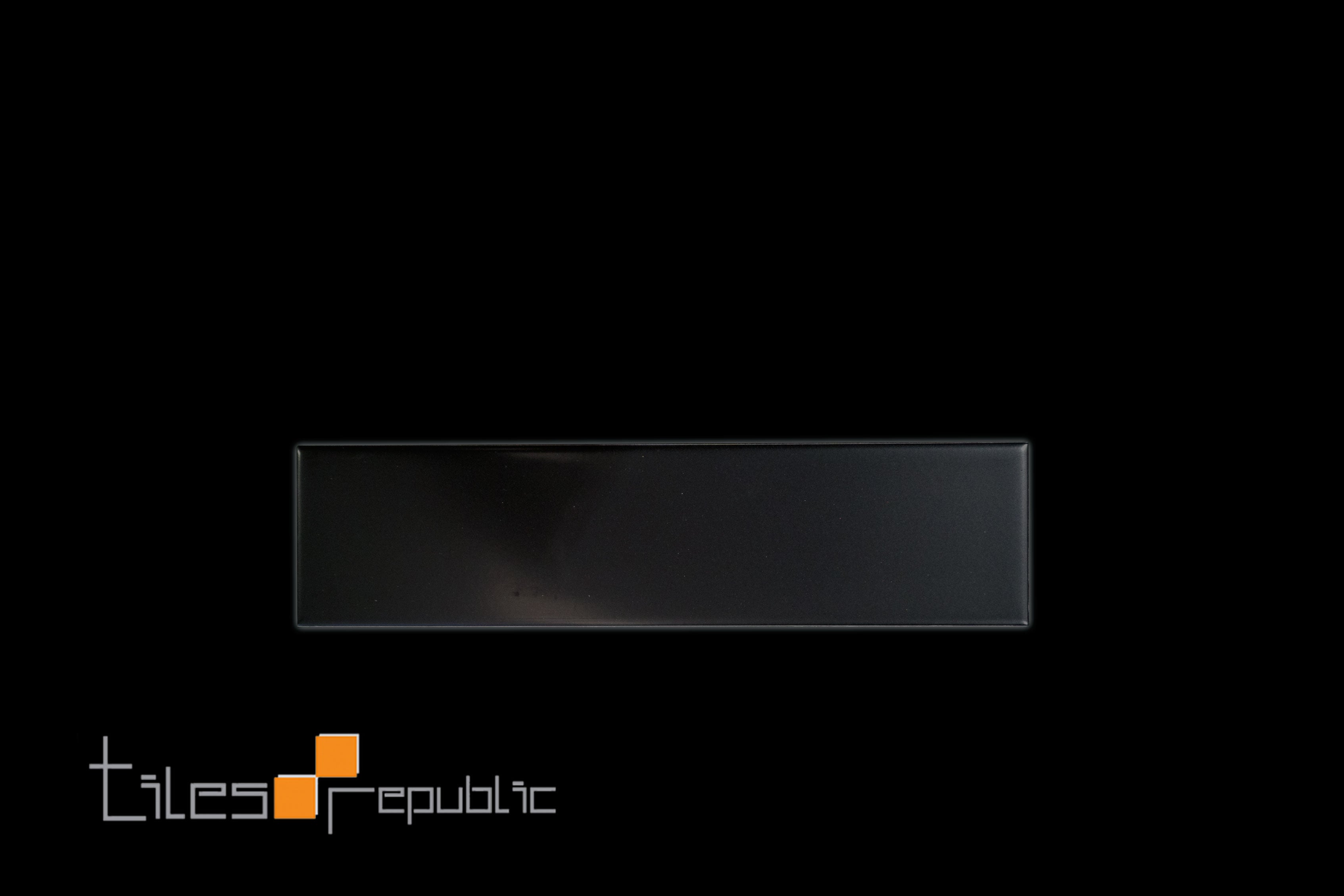 Black Matt 75x300 Subway Wall