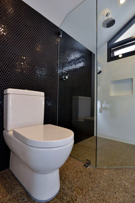 Penny Round Mosaic Black 315x294 Gloss