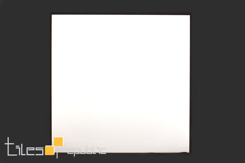 Ultra White Gloss 600x600