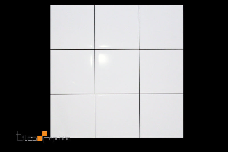White Gloss 100x100 Wall