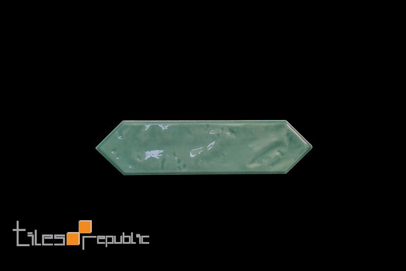 Picket Jade Green Gloss 75x300 Subway