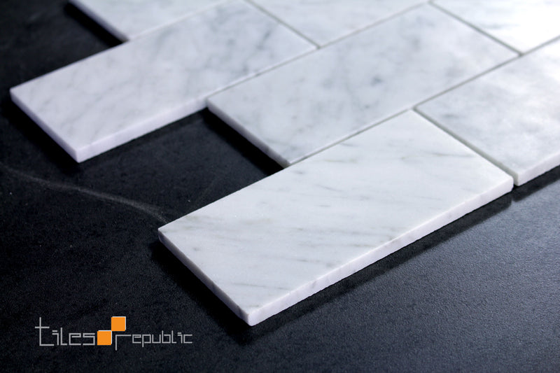 Carrara Marble Subway Honed Mosaic 302x306